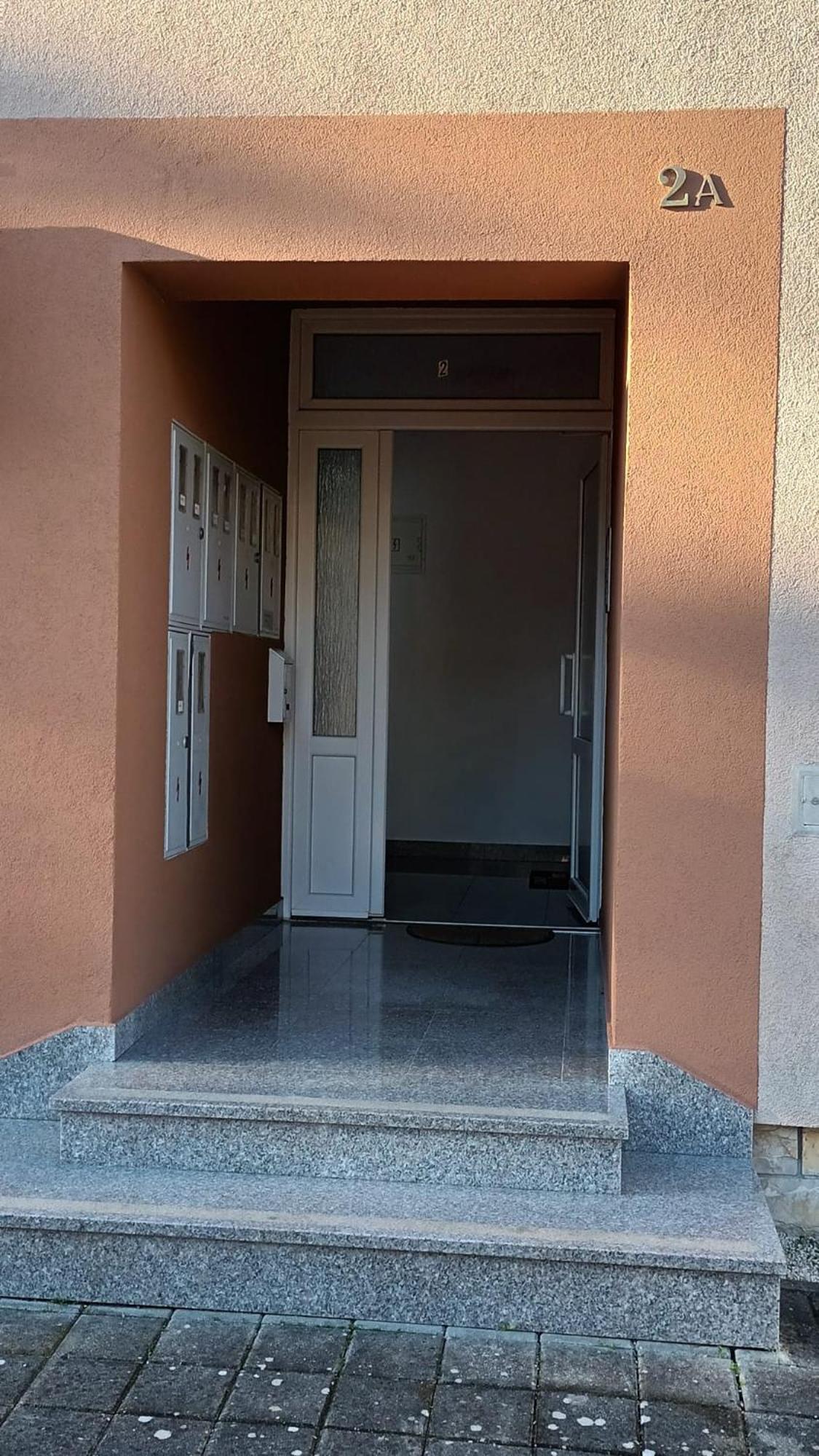 Apartman Silva Biograd Na Moru Buitenkant foto